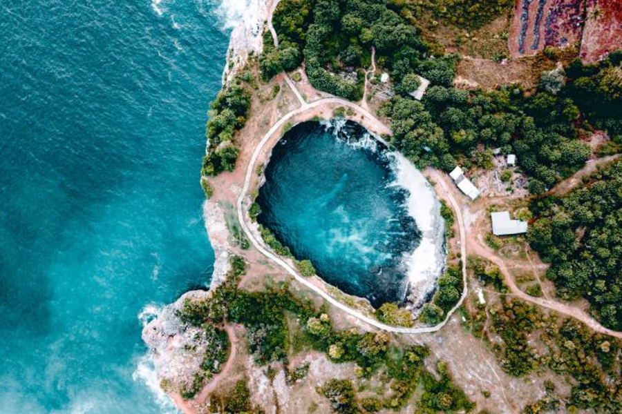 broken-beach-nusa-penida-aerial (1)